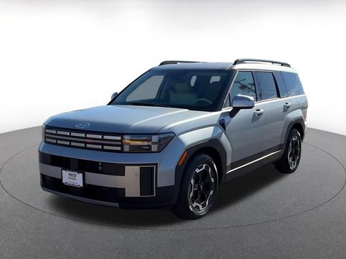 Used 2025 Hyundai Santa Fe SEL image 7