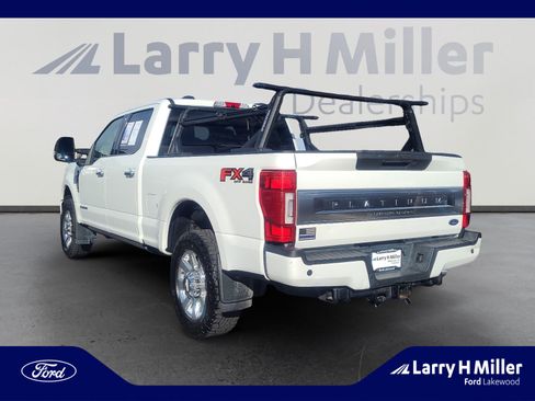 Used 2022 Ford F350 Platinum w/ FX4 Off-Road Package image 3