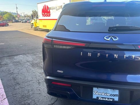 Used 2025 INFINITI QX60 Luxe AWD/4WD image 8