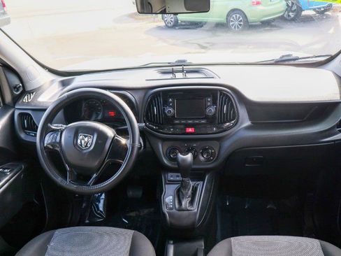 Used 2018 RAM ProMaster City Tradesman image 11