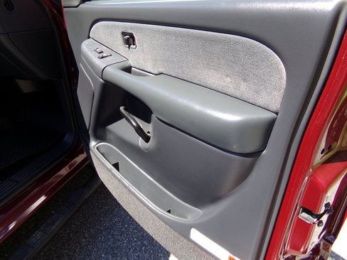 Used 2002 Chevrolet Silverado 2500 LS AWD/4WD image 41
