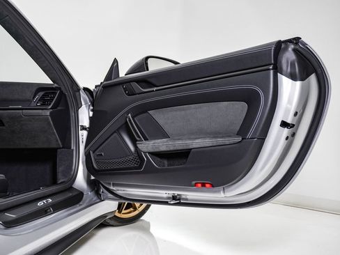 Certified 2026 Porsche 911 GT3 RWD image 17
