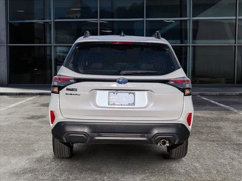 Used 2025 Subaru Forester Limited image 6