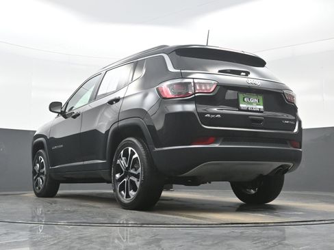 Used 2022 Jeep Compass Limited w/ Sun and Sound Group image 27