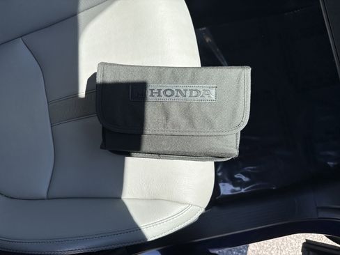 Used 2025 Honda Pilot Touring image 35