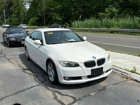 Used 2010 BMW 328i Convertible image 3