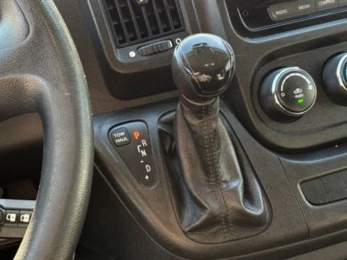 Used 2018 RAM ProMaster 2500 w/ Interior Convenience Group image 30