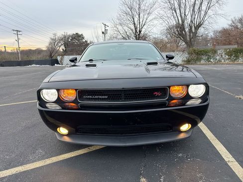 Used 2014 Dodge Challenger R/T image 22