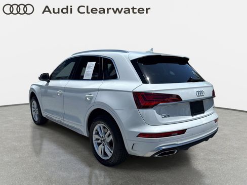 Used 2023 Audi Q5 2.0T Premium w/ Convenience Package AWD/4WD image 3