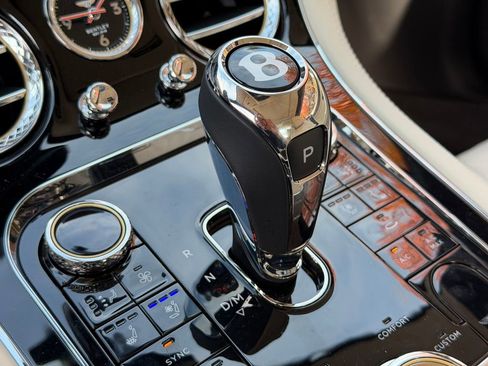 New 2026 Bentley Continental GT Azure image 26