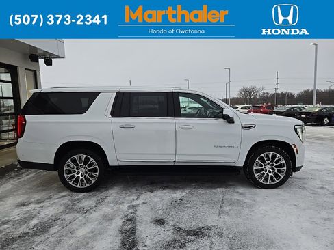 Used 2025 GMC Yukon XL Denali image 6