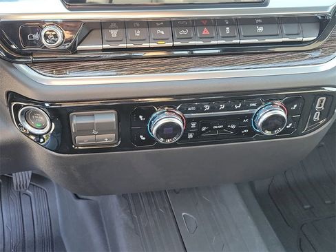 New 2026 GMC Sierra 2500 SLE w/ SLE Value Package; image 31