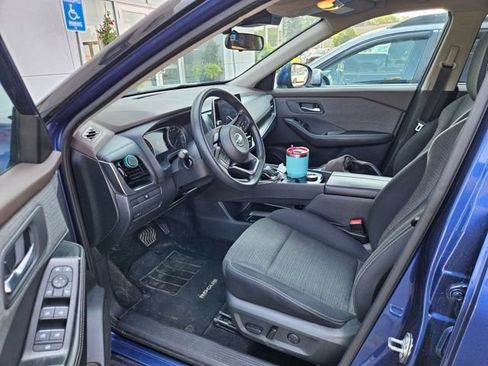 Used 2021 Nissan Rogue SV AWD/4WD image 8