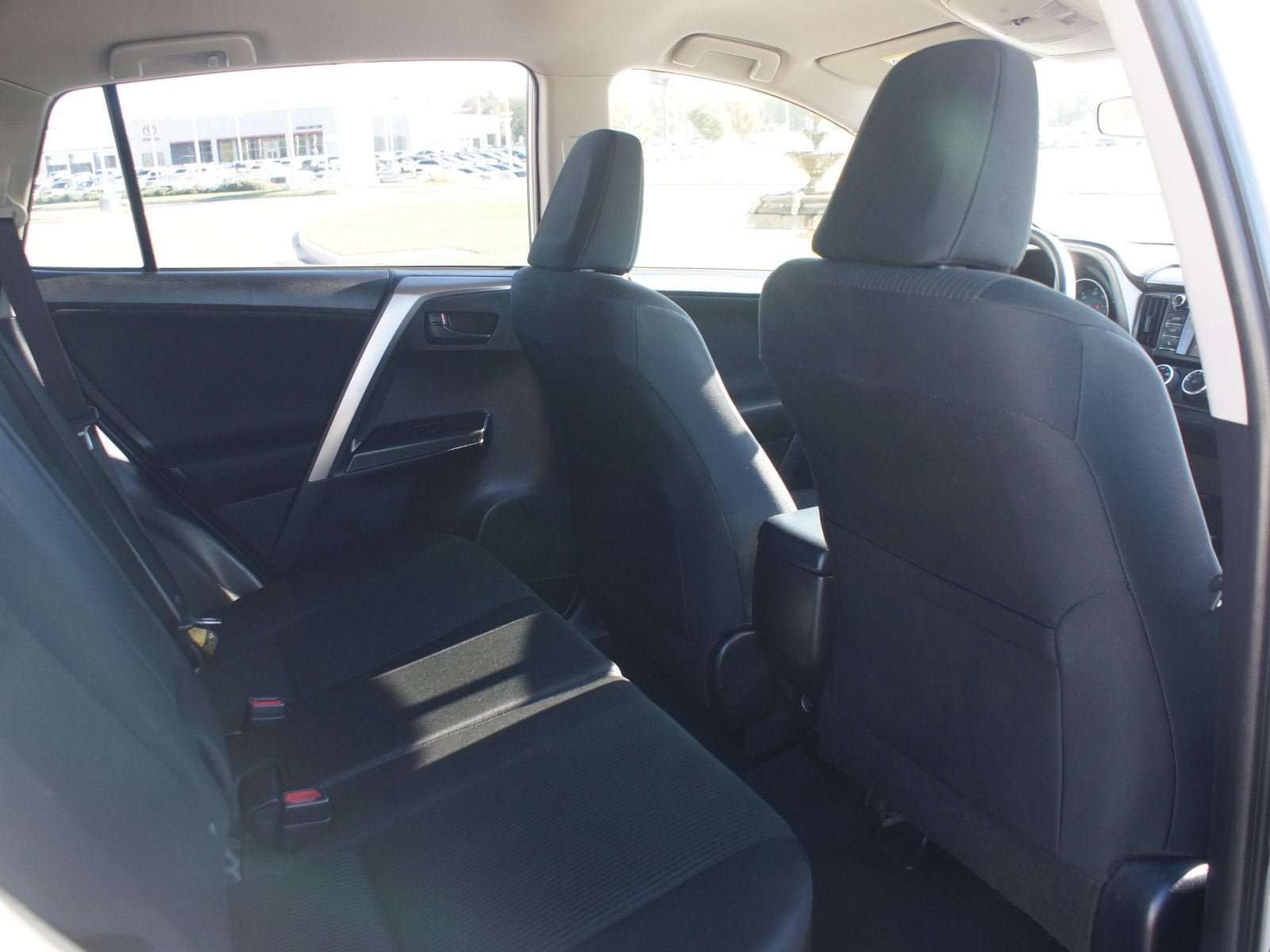 Used 2016 Toyota RAV4 LE FWD image 20