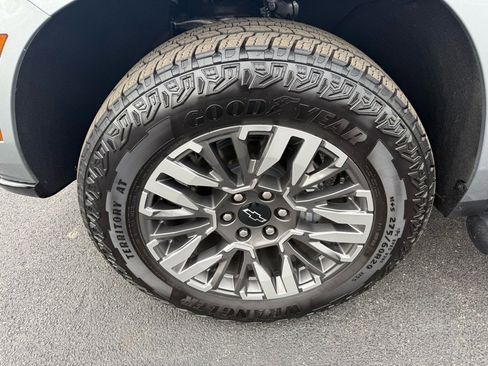 Used 2025 Chevrolet Tahoe Z71 w/ Z71 Off-Road Package image 10