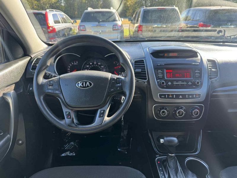 Used 2014 Kia Sorento LX AWD/4WD image 18