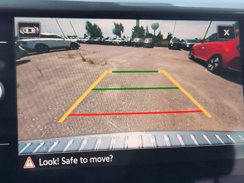 Used 2024 Volkswagen Taos SEL image 27