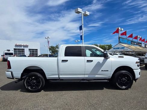 Certified 2025 RAM 2500 Big Horn AWD/4WD image 7