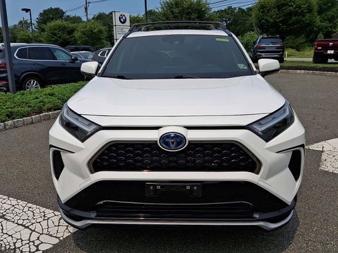 Used 2023 Toyota RAV4 SE w/ Weather & Moonroof Package AWD/4WD image 2
