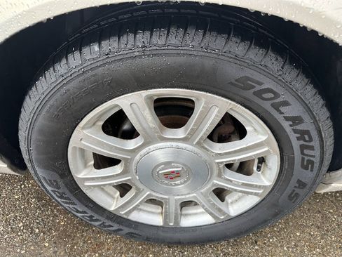 Used 2008 Cadillac DTS FWD image 27