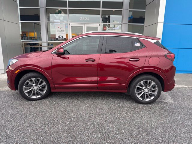 Used 2023 Buick Encore GX Select w/ Sport Touring Package FWD image 4