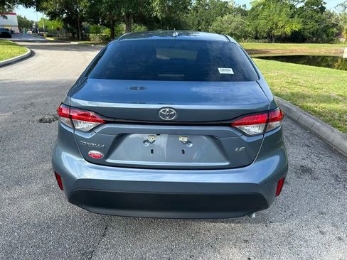 Used 2025 Toyota Corolla LE FWD image 5