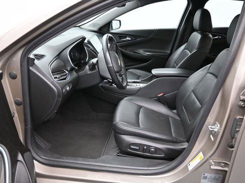 Certified 2024 Chevrolet Malibu LT image 13