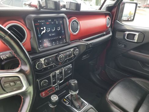 Used 2022 Jeep Gladiator Rubicon w/ LED Lighting Group image 18