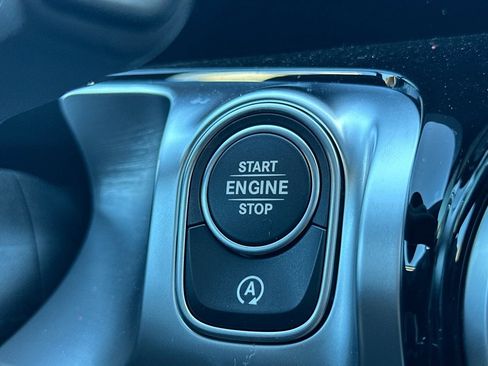 New 2026 Mercedes-Benz GLB 250 image 29