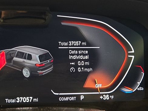 Certified 2022 BMW X7 xDrive40i w/ Premium Package image 22