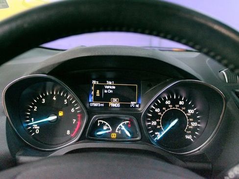Used 2019 Ford Escape SEL AWD/4WD image 18
