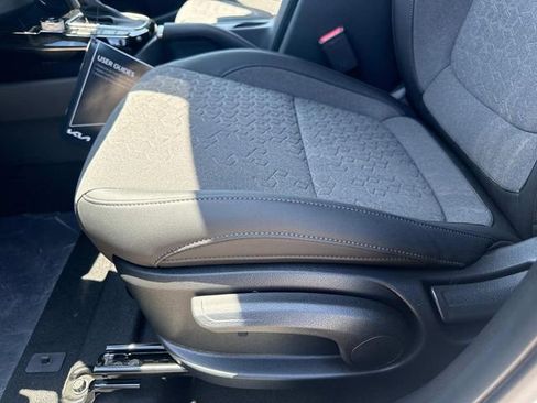 New 2026 Kia Seltos S FWD image 18