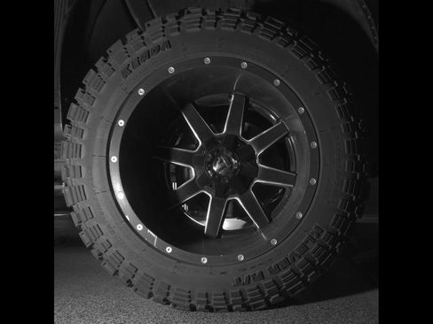 Used 2024 Chevrolet Silverado 1500 LT w/ Protection Package AWD/4WD image 9