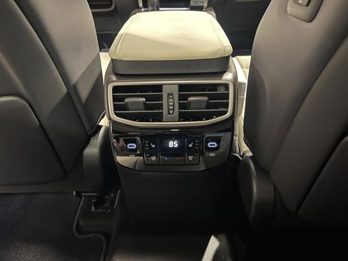 Used 2026 Lexus RX 450h AWD w/ Convenience Package image 30