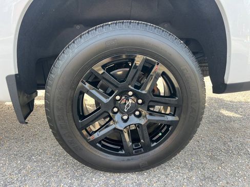 Certified 2024 Chevrolet Silverado 1500 Custom w/ Rally Edition image 22