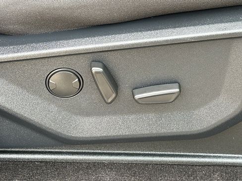 Used 2022 Ford F150 XLT w/ Equipment Group 302A High image 37