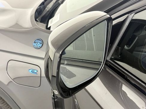 Used 2024 Jeep Grand Cherokee Trailhawk w/ Luxury Tech Group III image 12