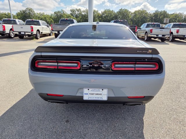 Used 2022 Dodge Challenger R/T Scat Pack RWD image 9