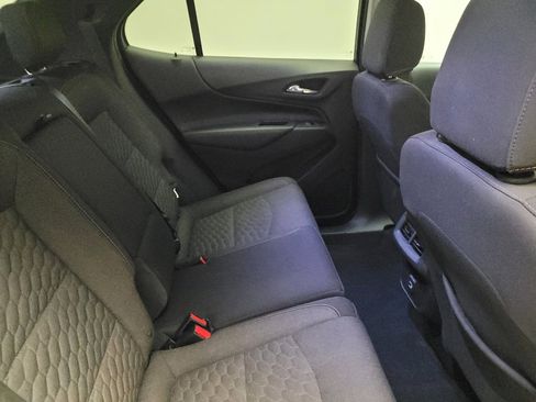 Used 2020 Chevrolet Equinox LT image 19