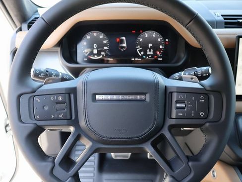 New 2025 Land Rover Defender 130 V8 AWD/4WD image 29
