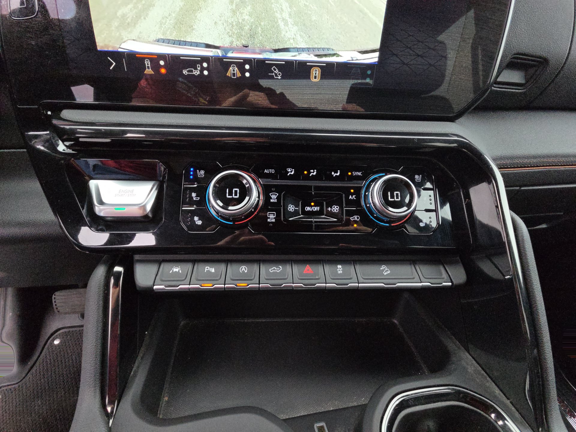Used 2025 GMC Sierra 1500 AT4 AWD/4WD image 25