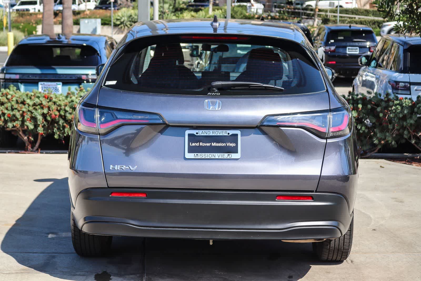 Used 2024 Honda HR-V LX image 5