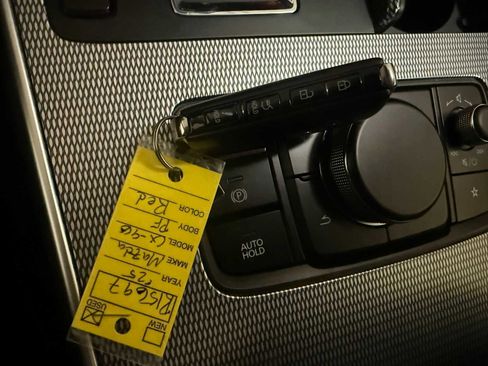 Certified 2025 MAZDA CX-90 3.3 Turbo w/ Preferred Package image 39