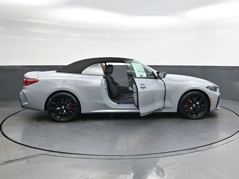 New 2026 BMW 440i xDrive Convertible w/ Premium Package image 36