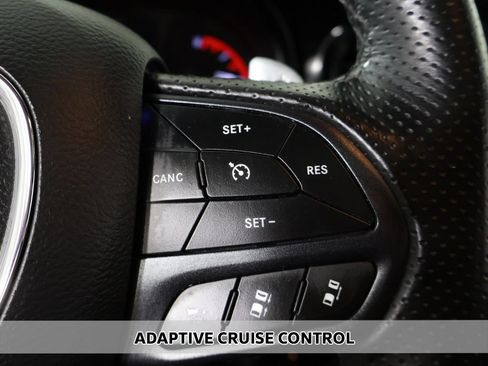 Used 2025 Dodge Durango R/T w/ Blacktop Package AWD/4WD image 5
