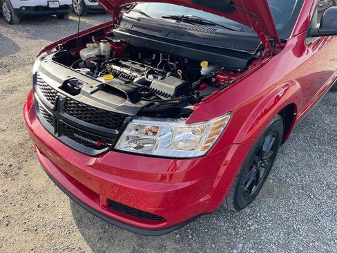 Used 2020 Dodge Journey SE w/ SE Popular Equipment Group FWD image 25