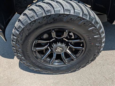 Used 2023 RAM 2500 Big Horn w/ Level B Equipment Group AWD/4WD image 9