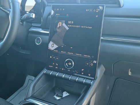 New 2026 GMC Terrain Elevation image 17