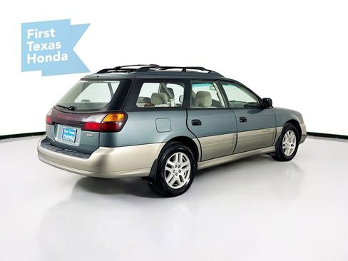 Used 2002 Subaru Outback Wagon image 7