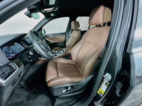 Used 2021 BMW X5 xDrive45e w/ Executive Package AWD/4WD image 21